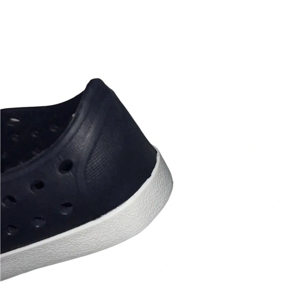 Old Navy Kids Shoes in Black and White
